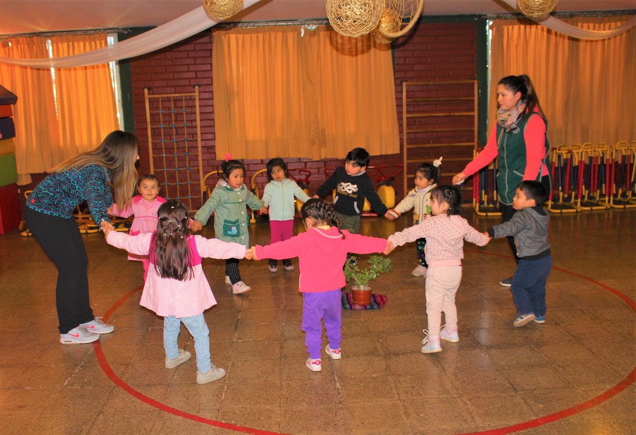 Talleres creativos de danza y actividad física en un Jardín Infantil de Peñalolén
